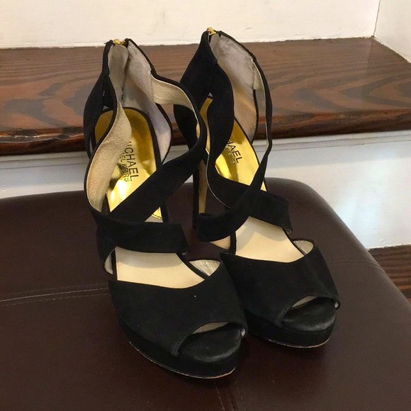 MICHAEL KORS Black Suede Peep Toe Gold Zipper Back High Heel Shoes Sz 8•1/2 - Picture 5 of 10